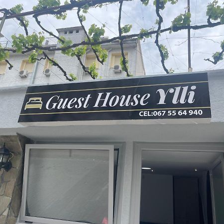 Ylli Guesthouse Përmet Exteriör bild